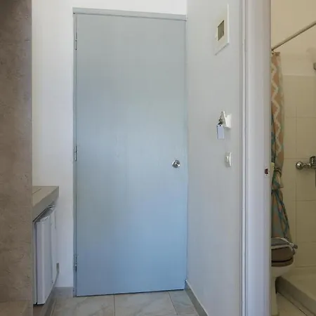 Otel Athina