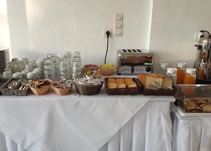 Ξενοδοχείο Athina 2*