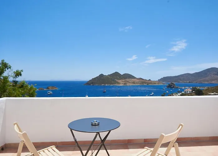 Ξενοδοχείο Athina 2*