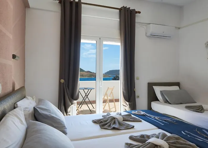 Athina 2* Γροίκος