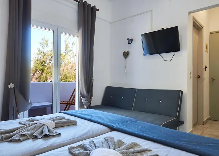 Athina Γροίκος