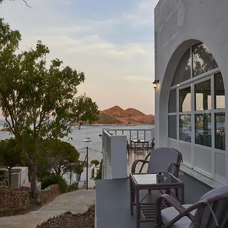 Athina 2* Grikos Bay (Patmos)